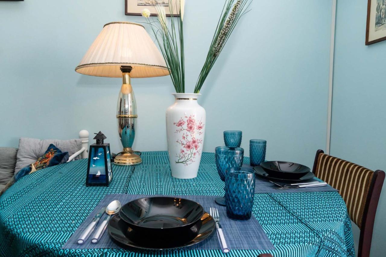 Acropolis View Vintage Style Apartment In Koukaki เอเธนส์ ภายนอก รูปภาพ