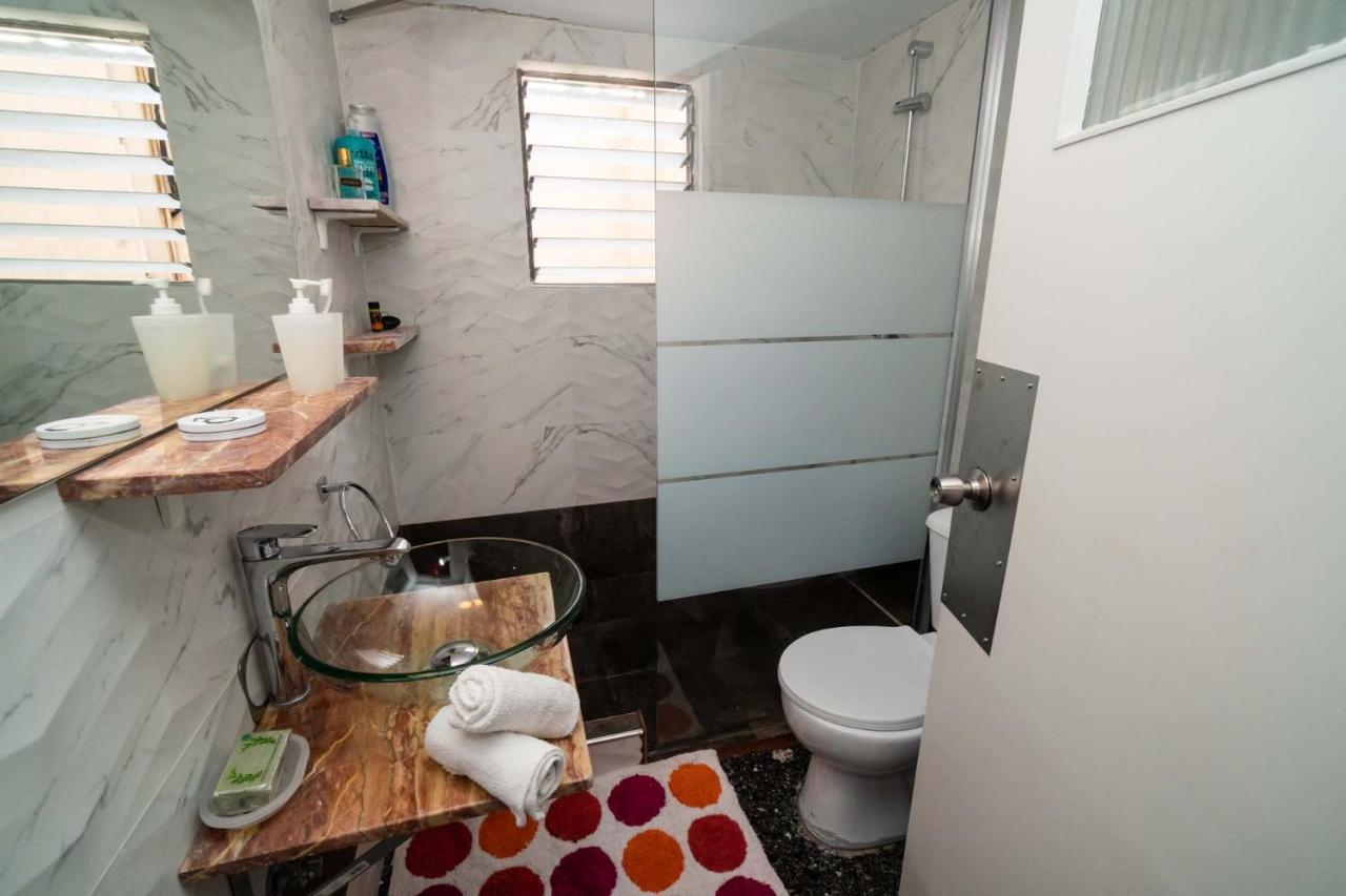 Acropolis View Vintage Style Apartment In Koukaki เอเธนส์ ภายนอก รูปภาพ