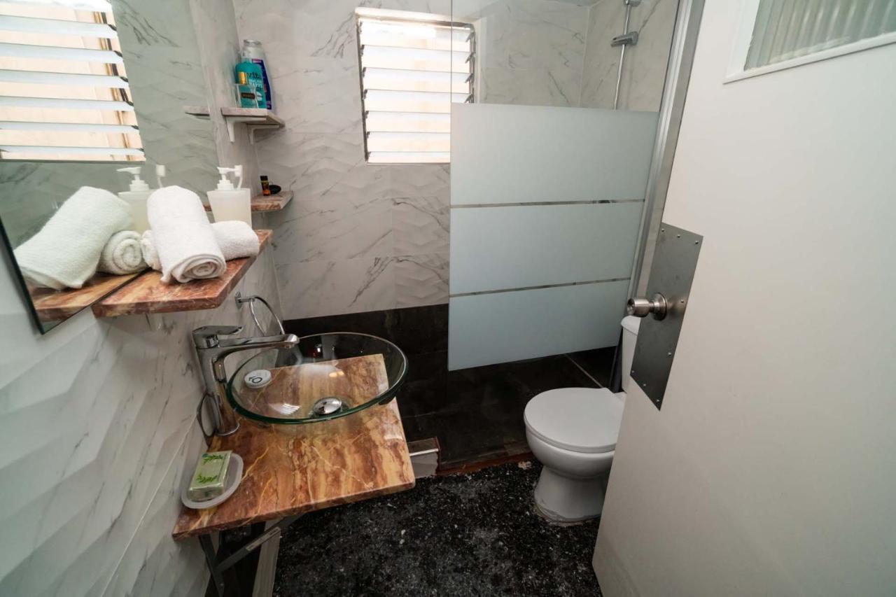 Acropolis View Vintage Style Apartment In Koukaki เอเธนส์ ภายนอก รูปภาพ